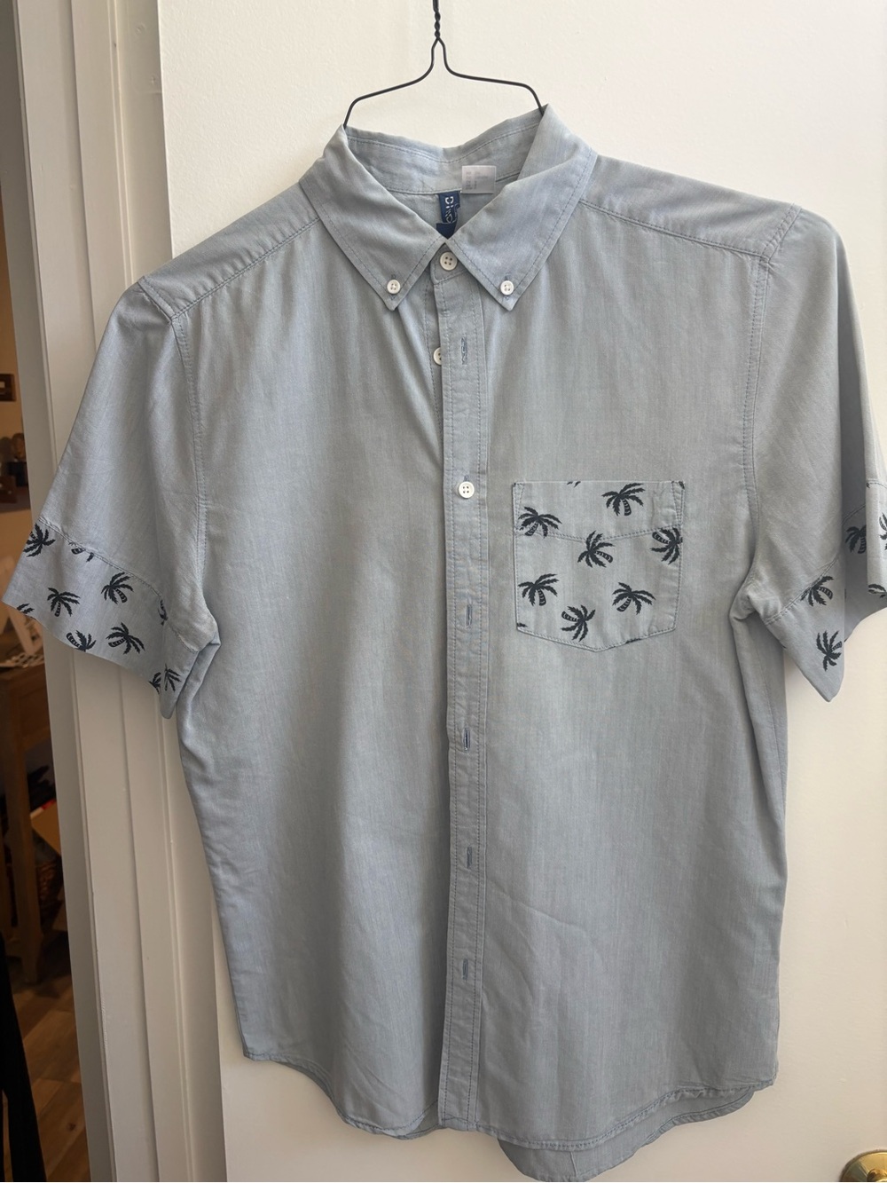 Light Blue Short-Sleeve Button-Down Shirt with Palm Print